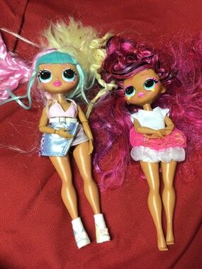 L.O.L. Surprise OMG Candylicious/Queens Miss Divine dolls